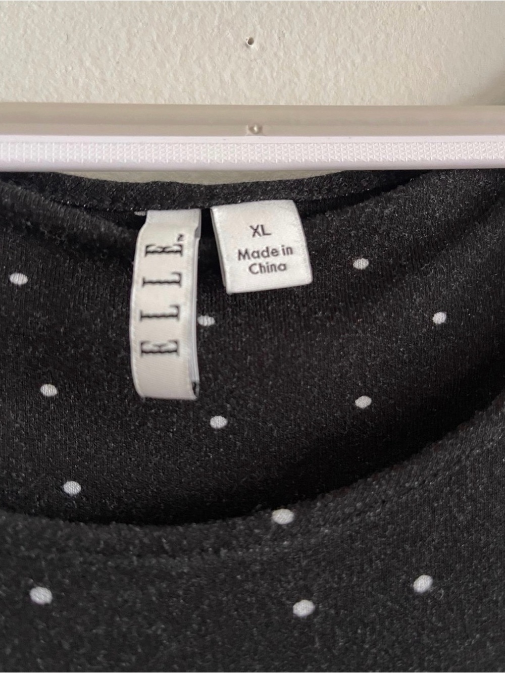 ELLE Cold Shoulder Top - Picture 3 of 3